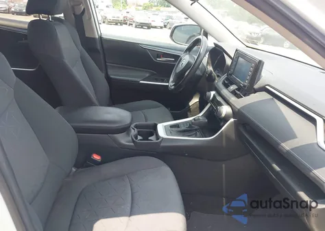 2021 Toyota Rav4 Xle z USA, uszkodzony, nr VIN 2T3P1RFV1MC209897